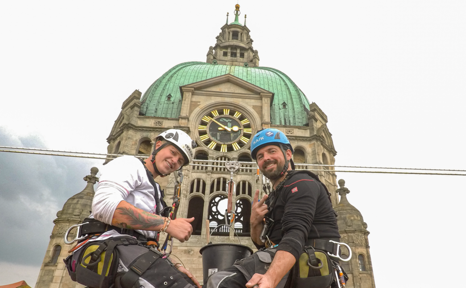Arbeiten an historischen Gebäuden - Dachinspektionen, Neuverfugungen, Demontage lockerer Steine uvm.